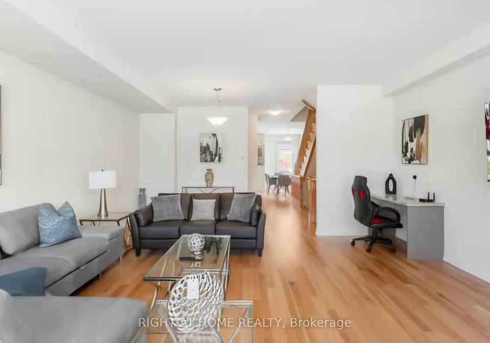 2078-fairmont-common-burlington-ontario-w12759932