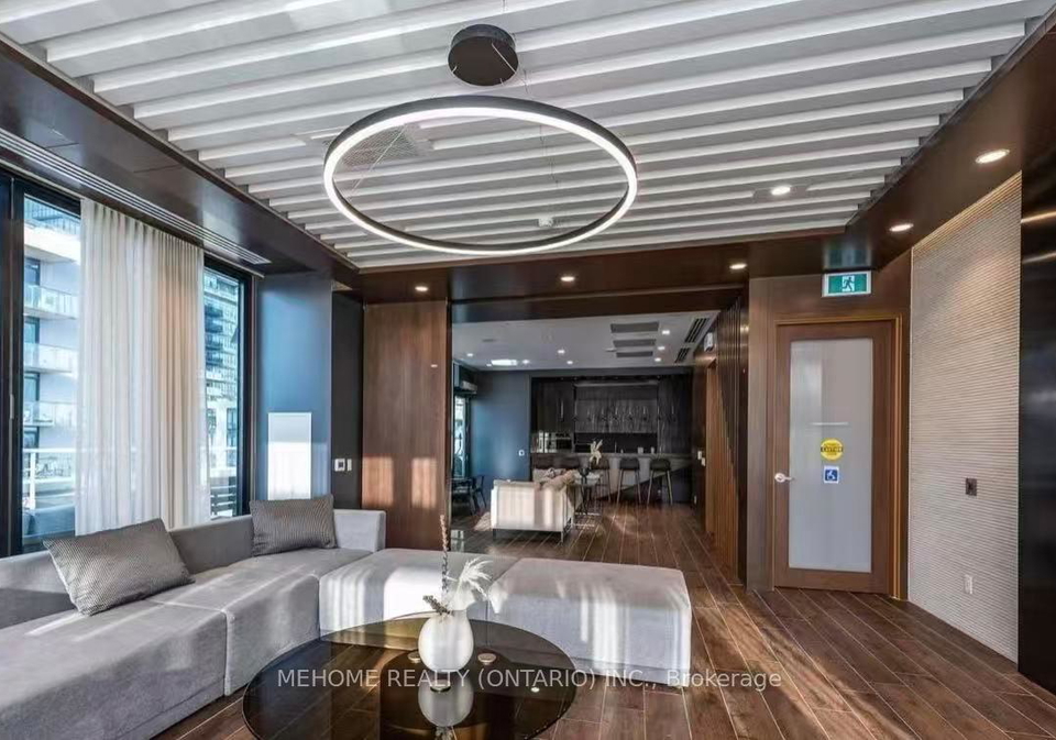 70-annie-craig-drive-etobicoke-ontario-w12760382