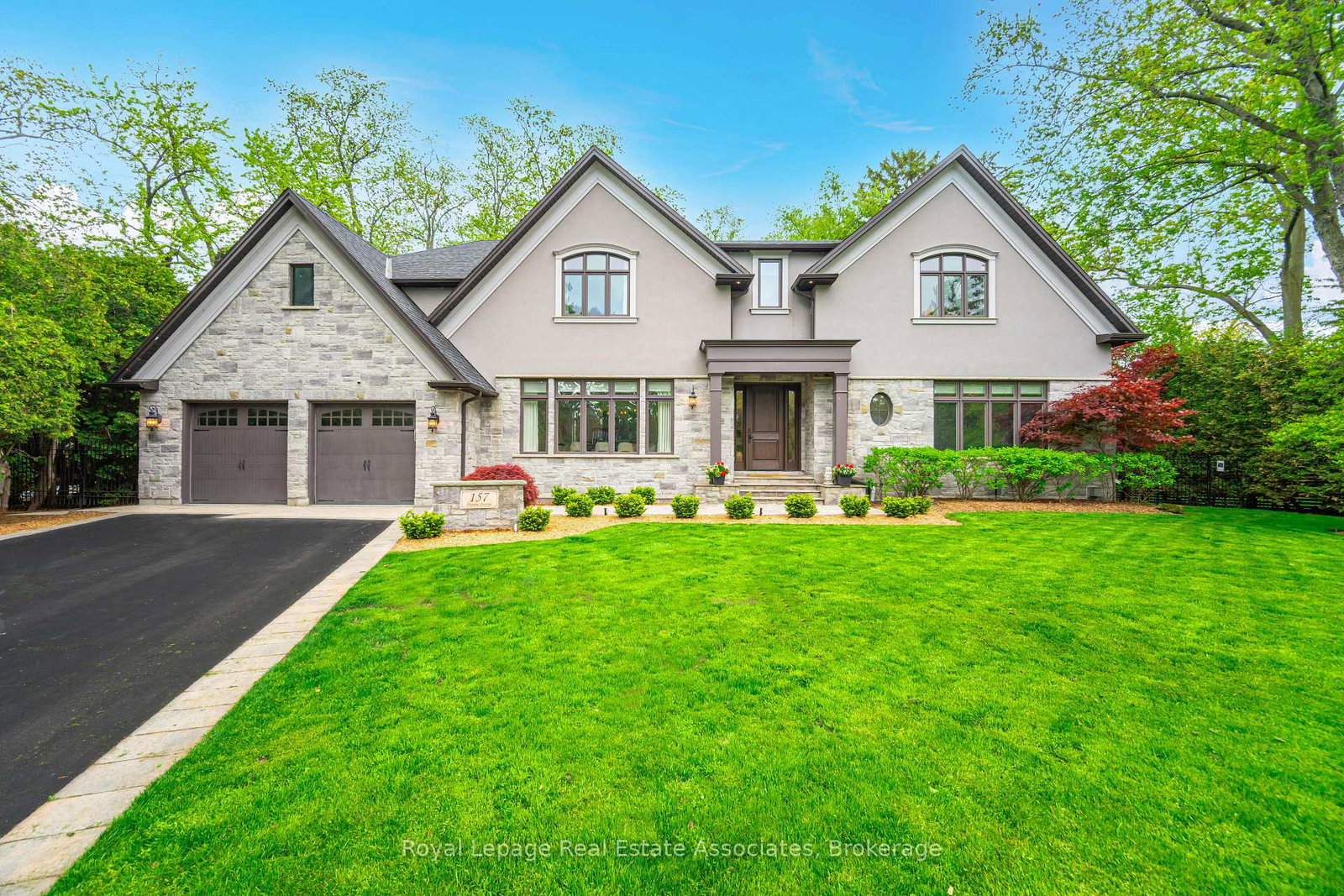 157-dianne-avenue-oakville-ontario-w12760834