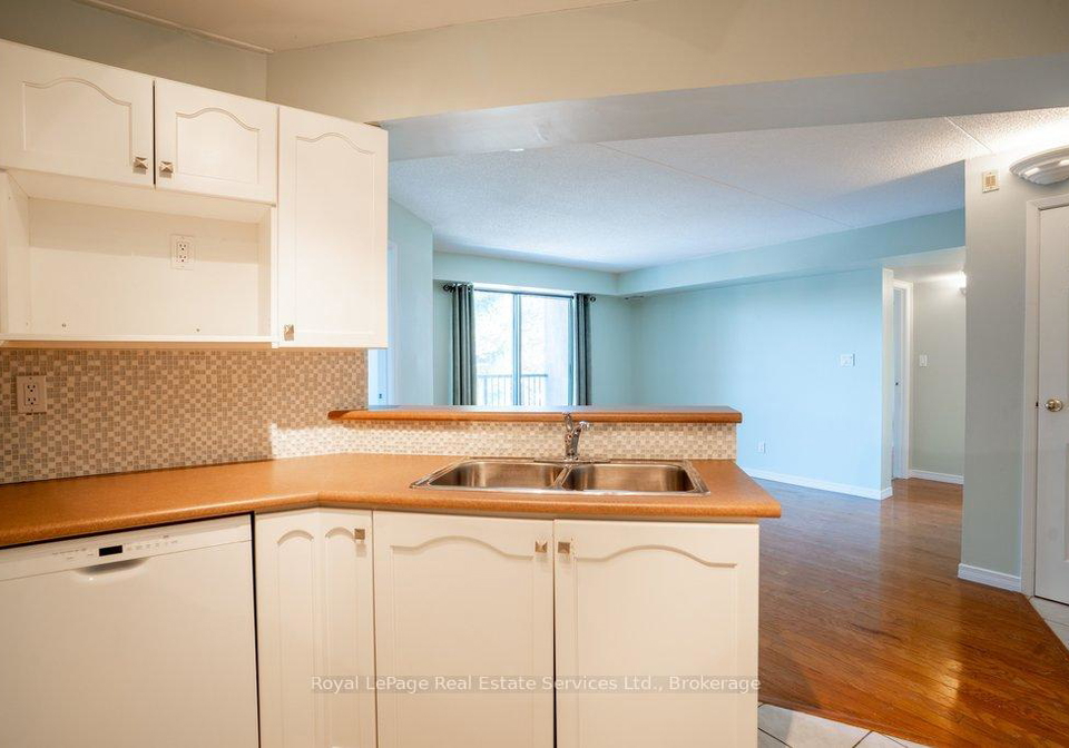 3499-upper-middle-road-burlington-ontario-w12760850