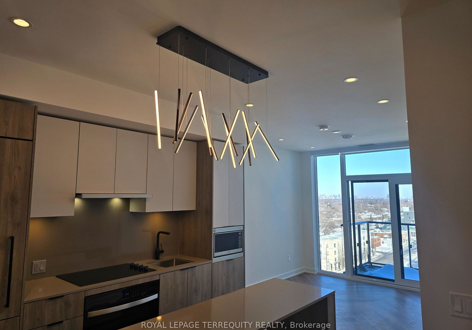 1007-the-queensway-etobicoke-ontario-w12760934