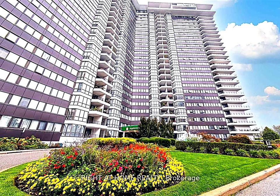 1333-bloor-street-mississauga-ontario-w12761098