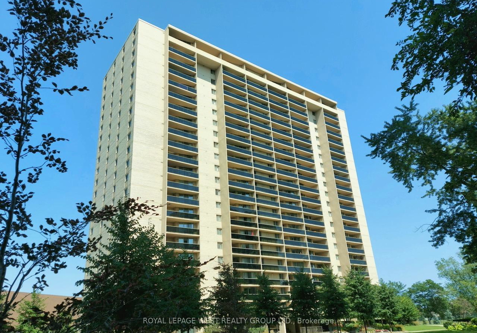 812-burnhamthorpe-road-etobicoke-ontario-w12761588