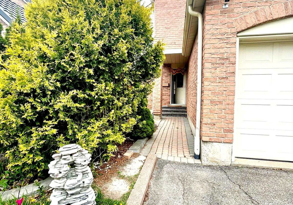 7275-corrine-crescent-mississauga-ontario-w12761980