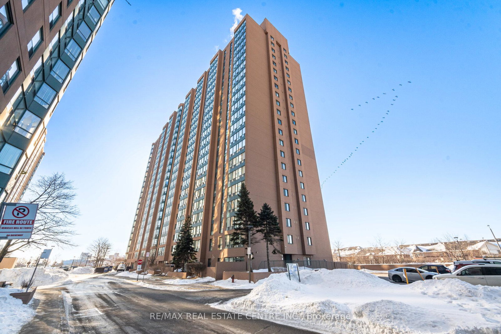 155-hillcrest-avenue-mississauga-ontario-w12762102