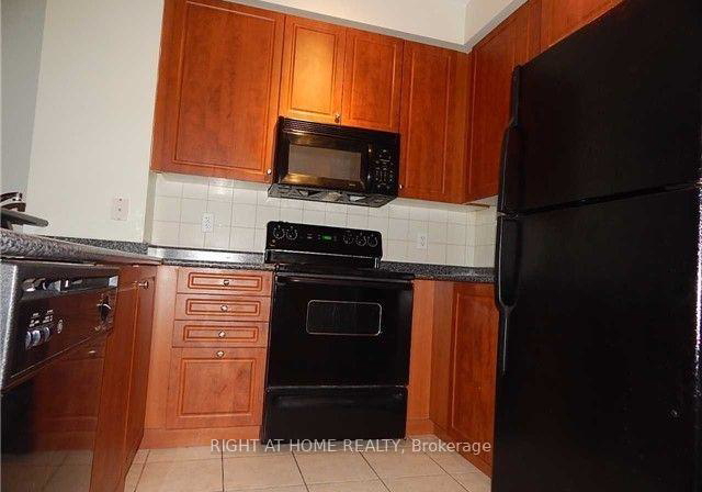 220-burnhamthorpe-road-w-mississauga-ontario-w12762572