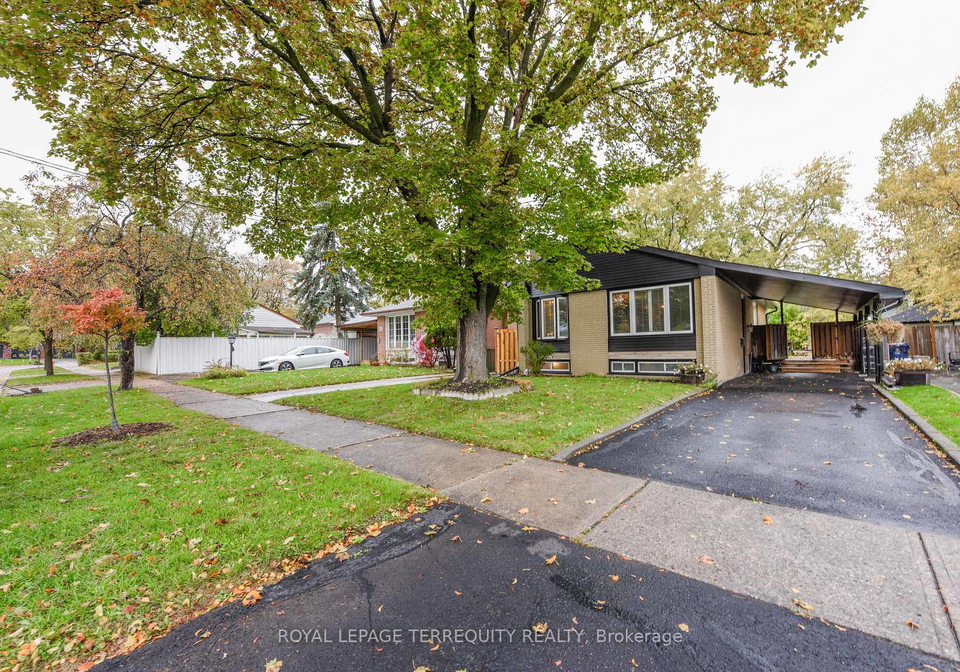 20-hallow-crescent-etobicoke-ontario-w12762630