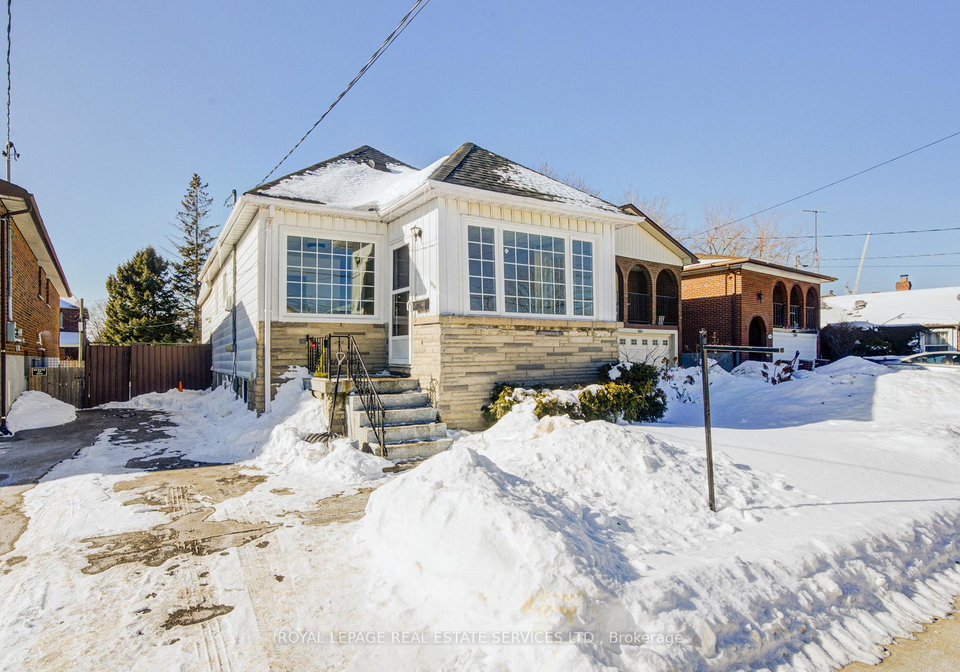 1054-east-avenue-e-mississauga-ontario-w12762854