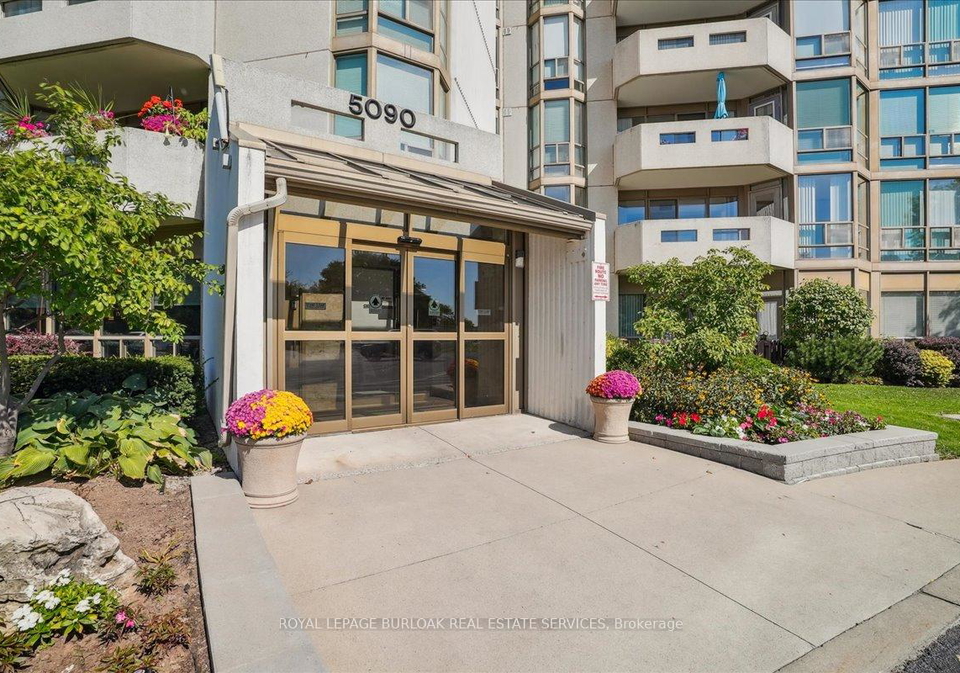 5090-pinedale-avenue-burlington-ontario-w12762896