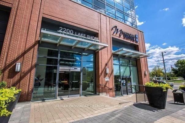 2200-lake-shore-boulevard-w-etobicoke-ontario-w12763880