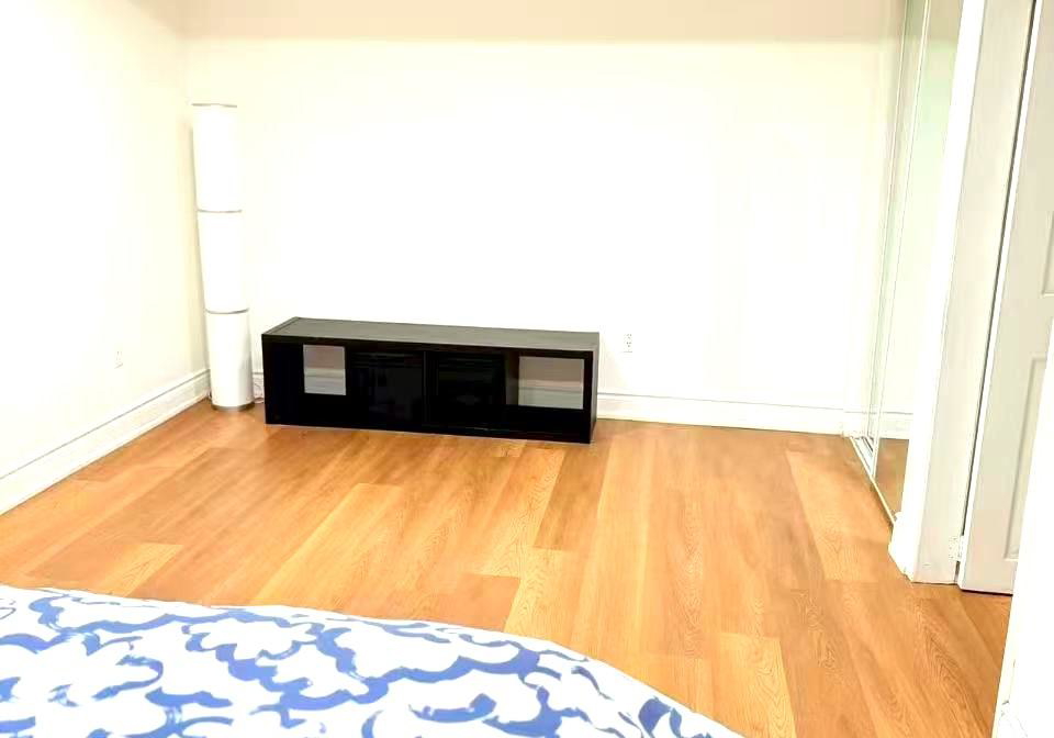 2537-ambercroft-trail-mississauga-ontario-w12764298