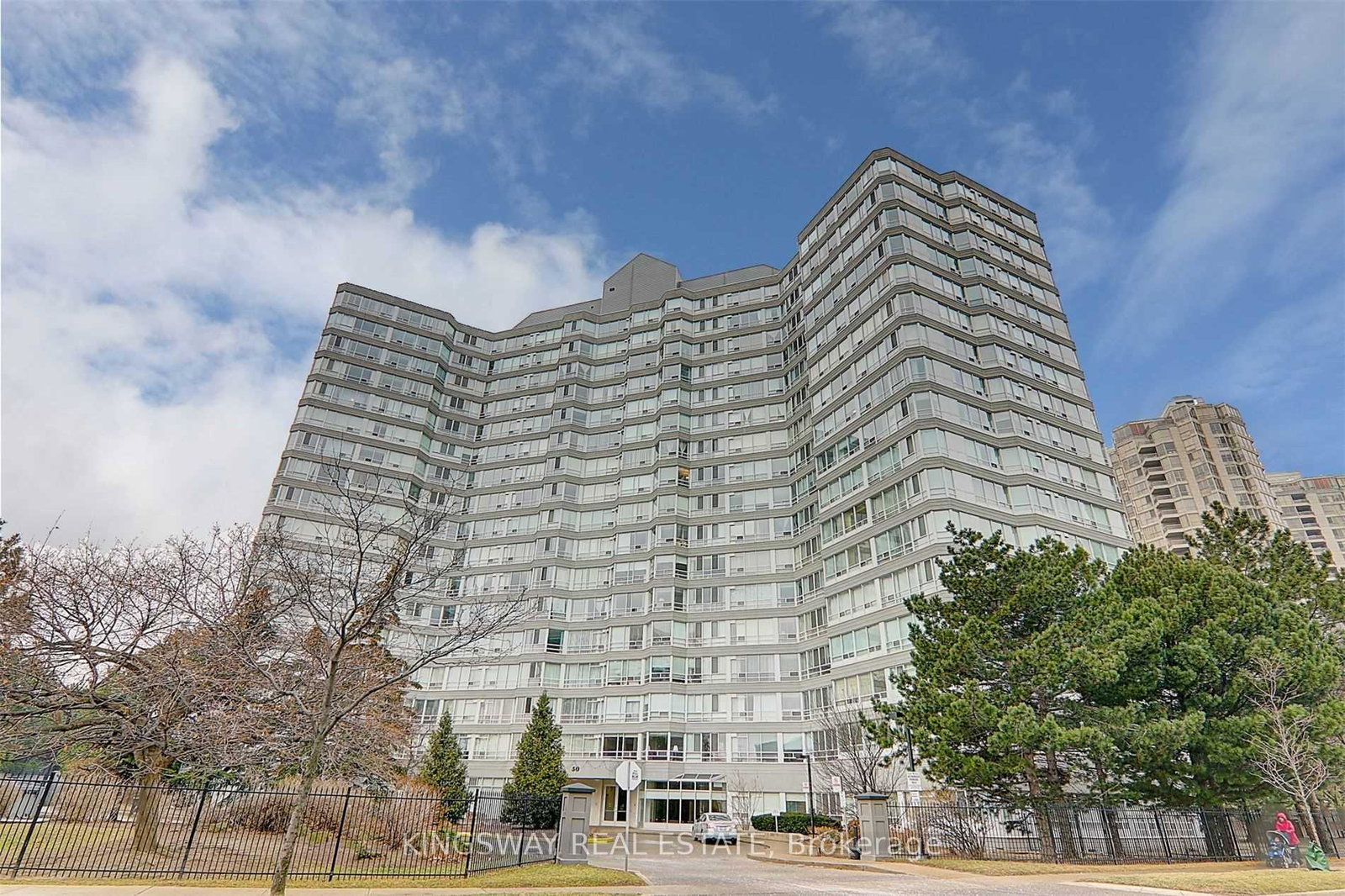50-kingsbridge-garden-circle-mississauga-ontario-w12764594