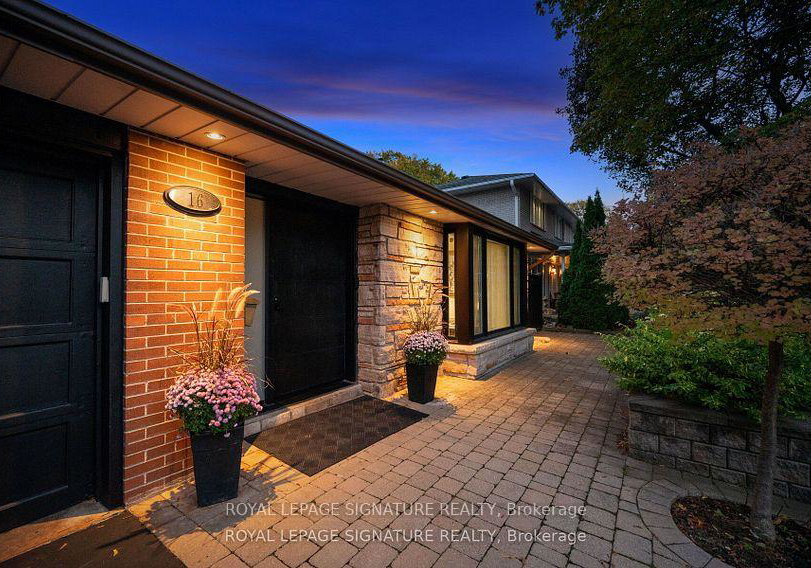 16-kingsborough-crescent-etobicoke-ontario-w12765066