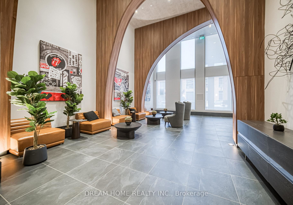 270-dufferin-street-toronto-ontario-w12765492