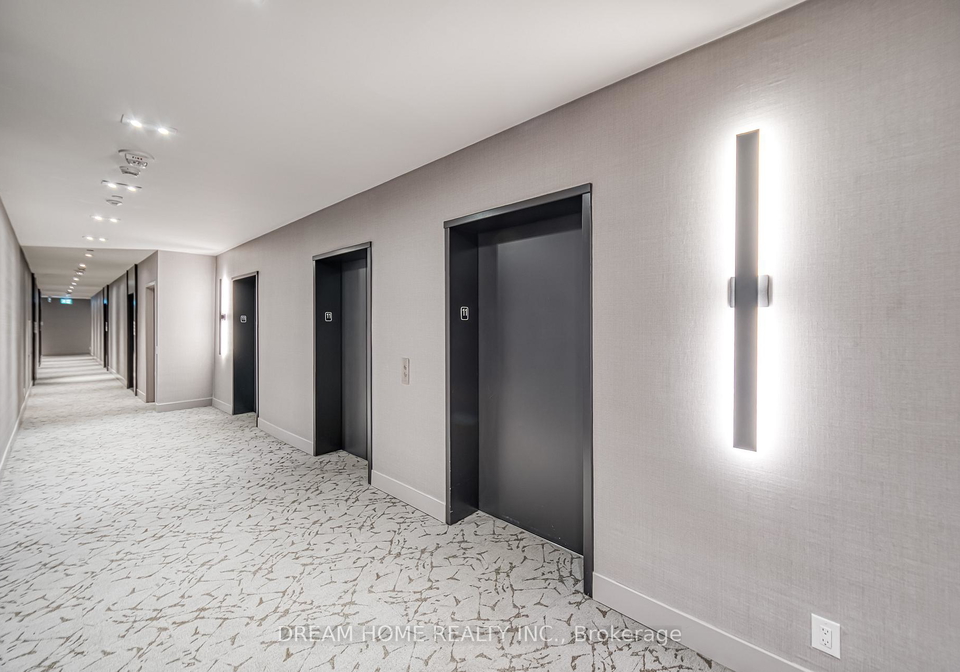 270-dufferin-street-toronto-ontario-w12765492