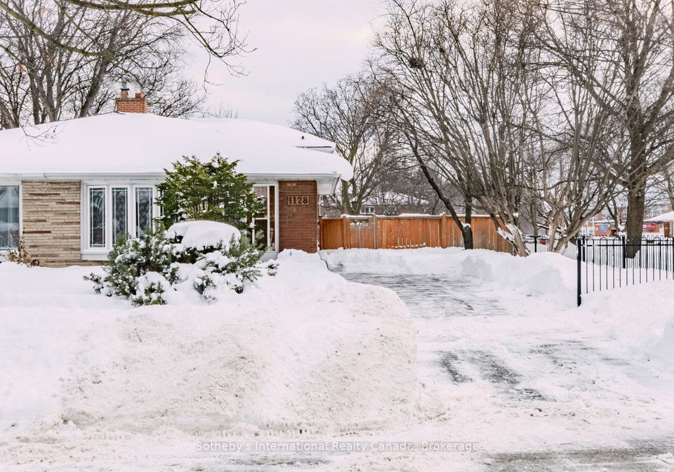 1128-sylvania-drive-mississauga-ontario-w12765666