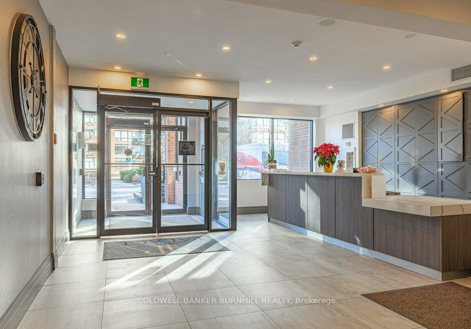 1270-maple-crossing-boulevard-burlington-ontario-w12766032
