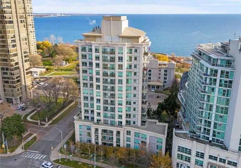88-palace-pier-etobicoke-ontario-w12766328
