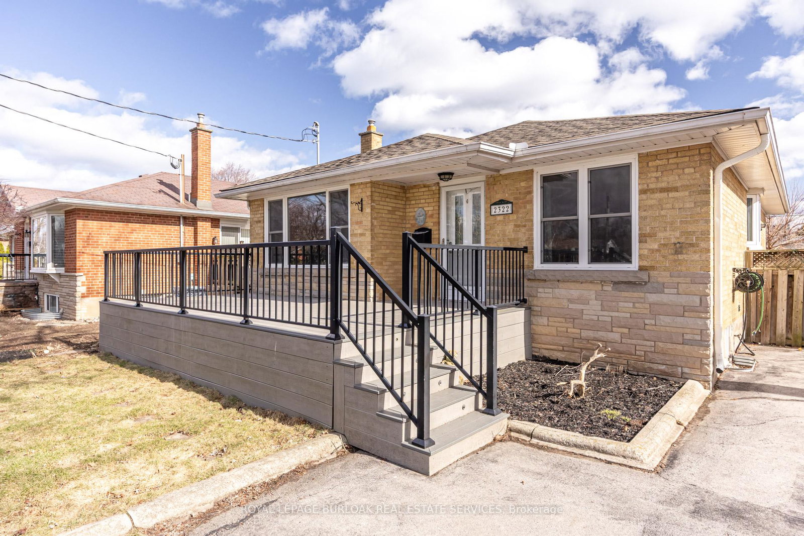 2322-redfern-road-burlington-ontario-w12766376