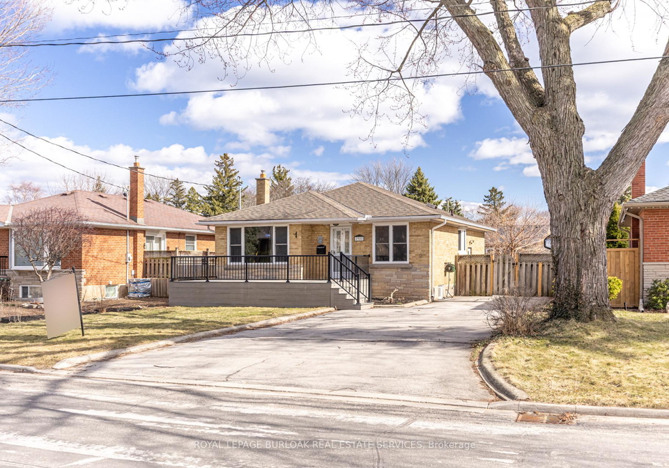 2322-redfern-road-burlington-ontario-w12766376