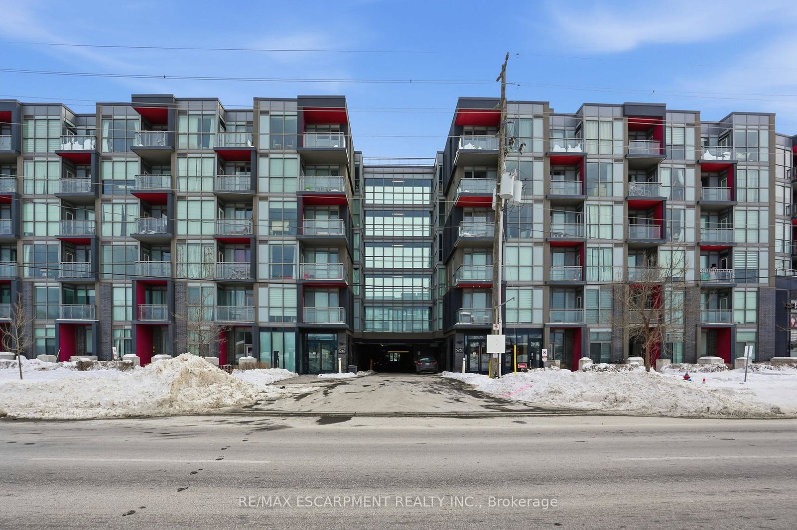5240-dundas-street-burlington-ontario-w12766438