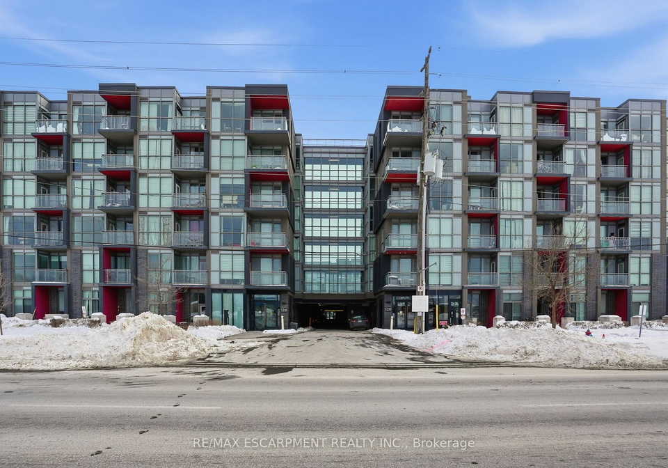 5240-dundas-street-burlington-ontario-w12766438