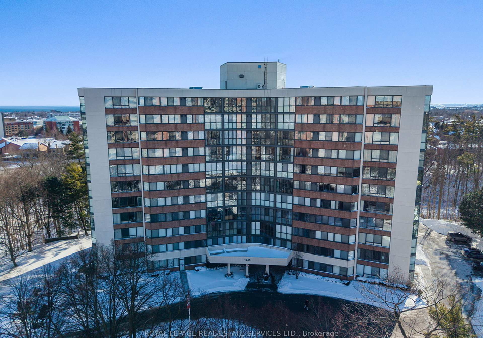 1240-marlborough-court-oakville-ontario-w12766472