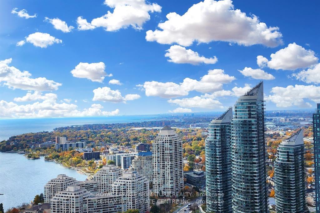 20-shore-breeze-drive-etobicoke-ontario-w12766704