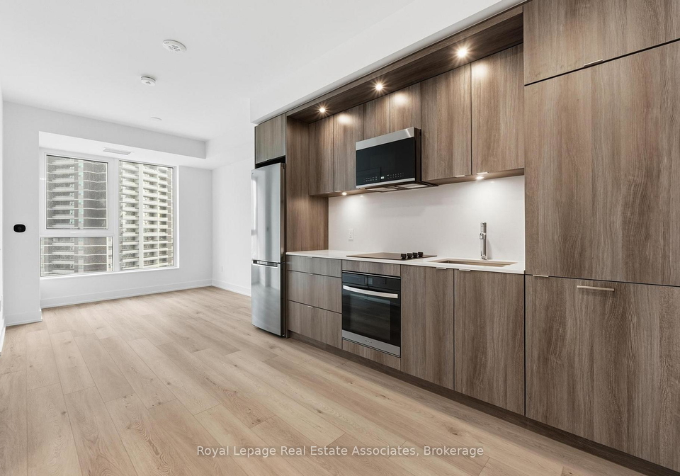 60-central-park-roadway-etobicoke-ontario-w12766872