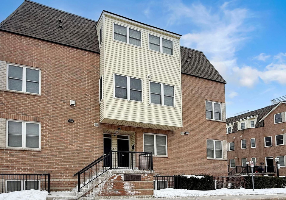 760-lawrence-avenue-w-north-york-ontario-w12767158