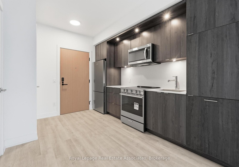 25-cordova-avenue-etobicoke-ontario-w12767432
