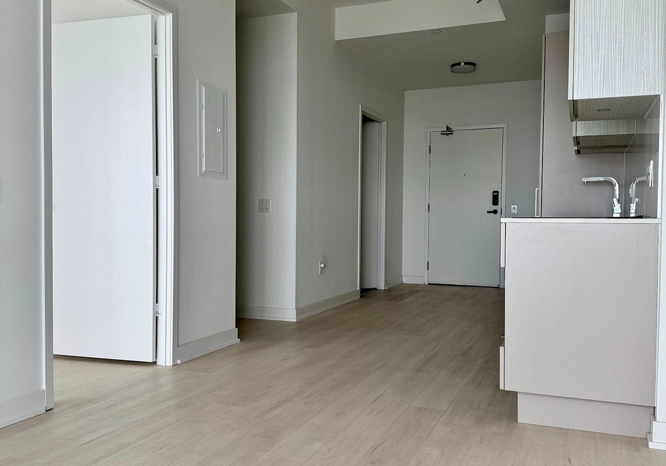 3900-confederation-parkway-mississauga-ontario-w12767580