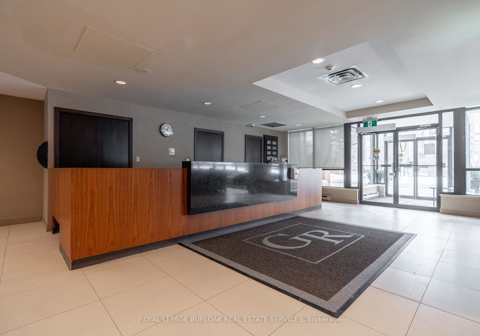 1276-maple-crossing-boulevard-burlington-ontario-w12767960