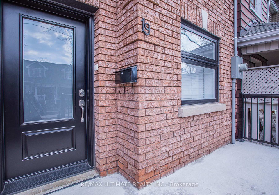 19-bartlett-avenue-toronto-ontario-w12768042