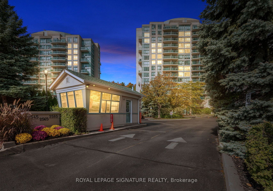 2565-erin-centre-boulevard-mississauga-ontario-w12768392