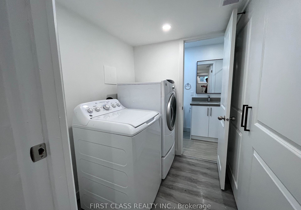 2571-palisander-avenue-mississauga-ontario-w12768402