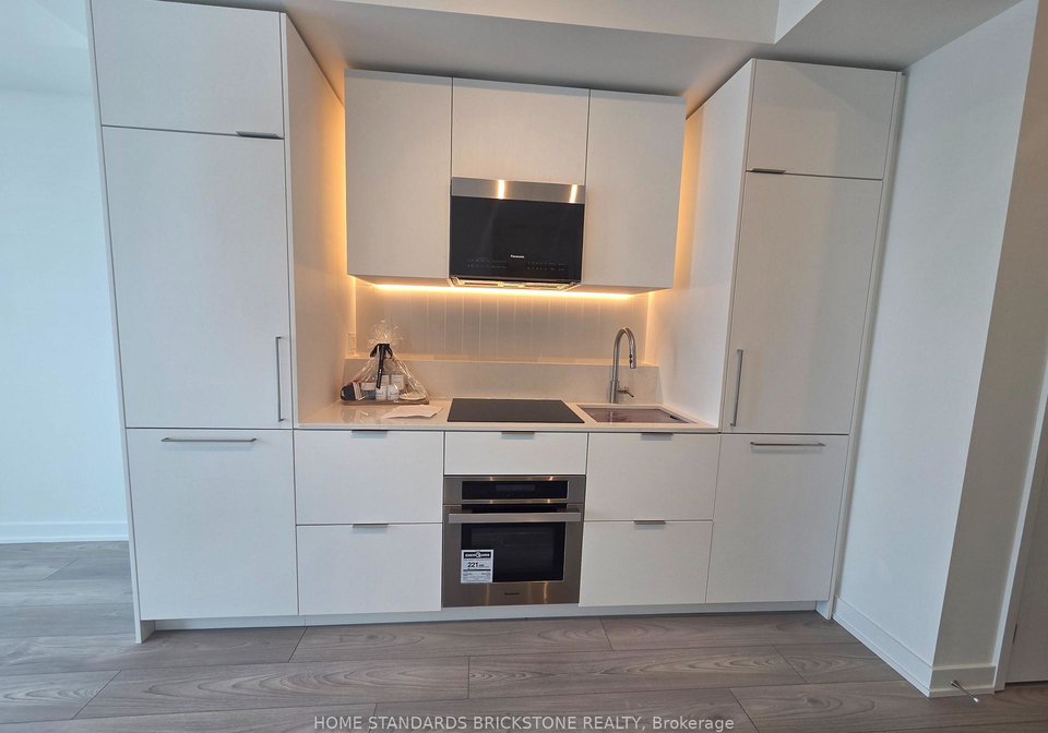 1-fairview-road-e-mississauga-ontario-w12768514