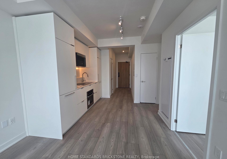 1-fairview-road-e-mississauga-ontario-w12768514