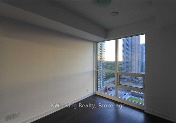 2200-lakeshore-boulevard-w-etobicoke-ontario-w12768698