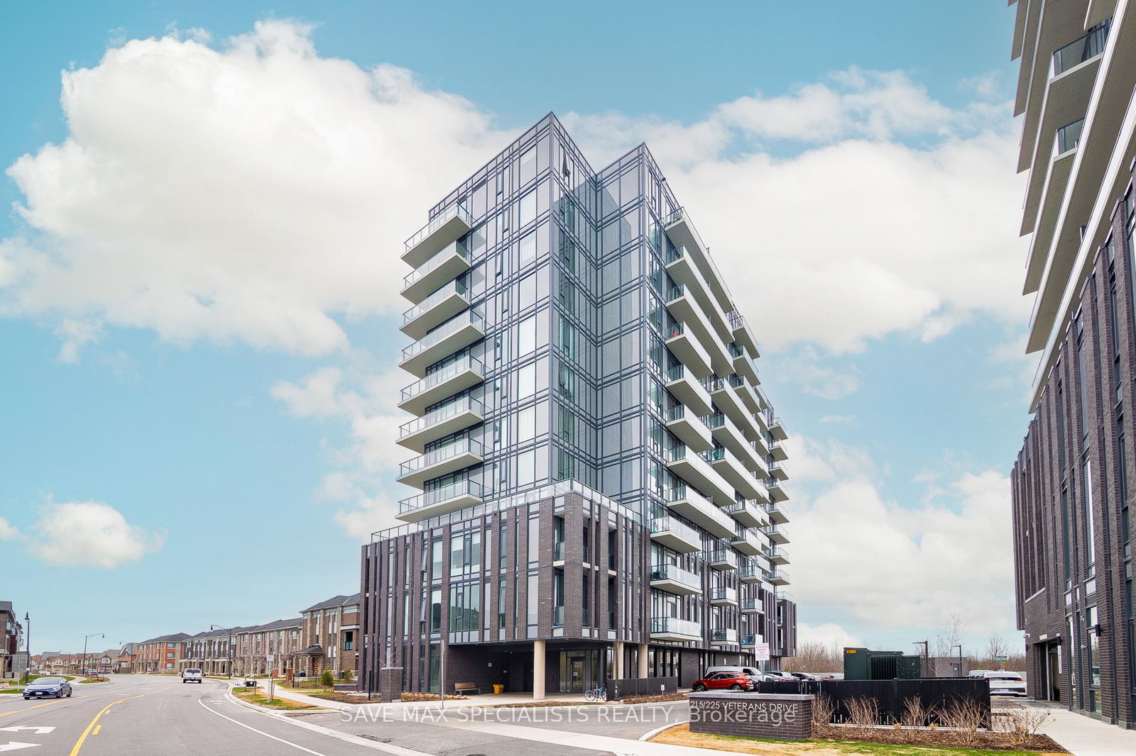 225-veterans-drive-brampton-ontario-w12768746