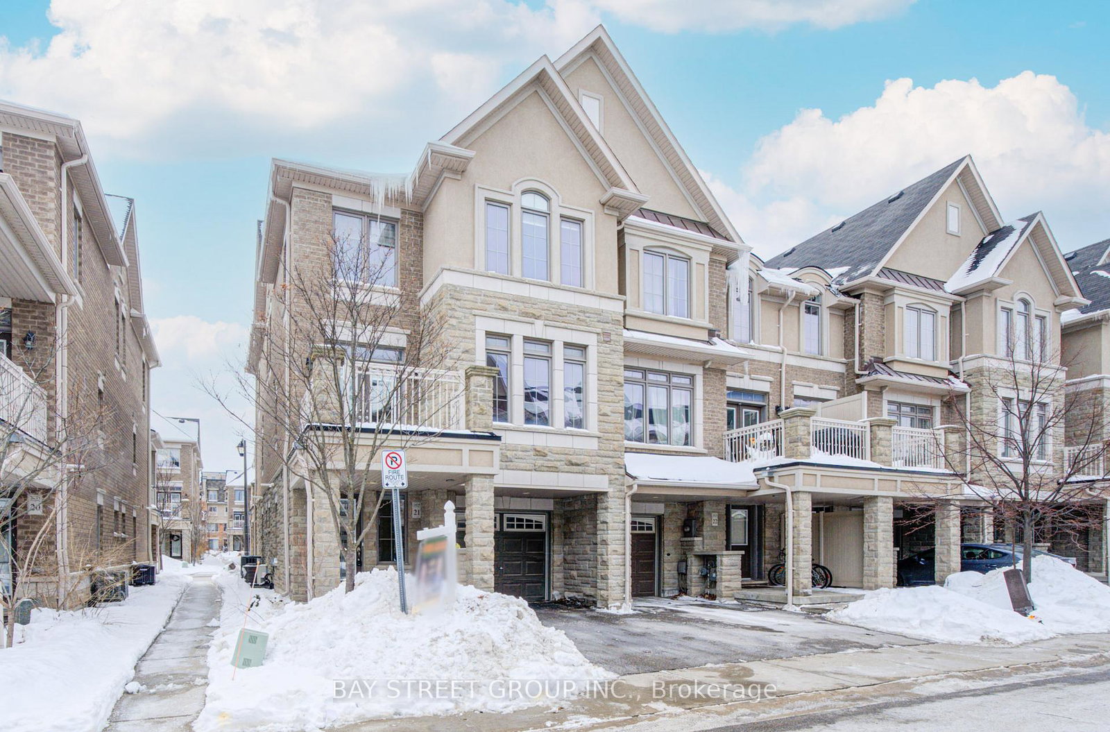 2435-greenwich-drive-oakville-ontario-w12768812