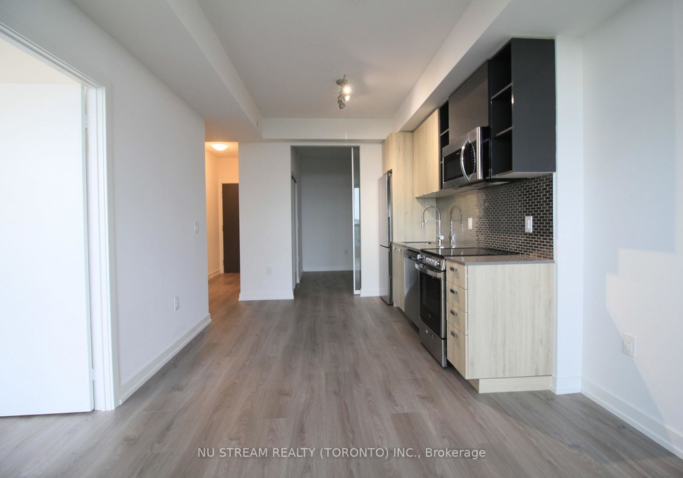 10-de-boers-drive-york-ontario-w12768826
