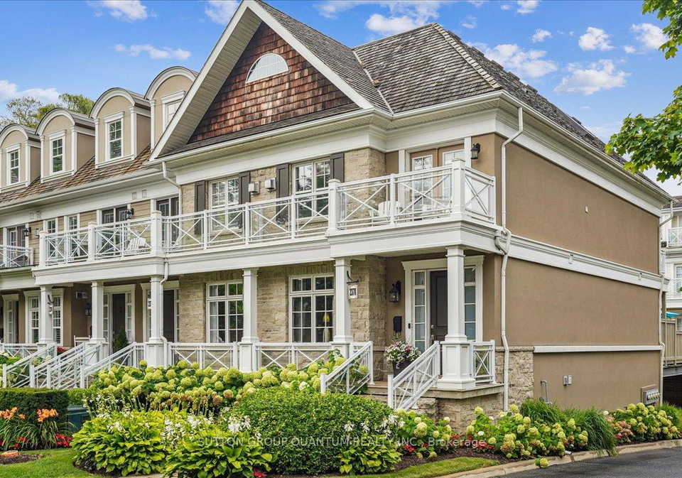 marine-drive-oakville-ontario-w12769084