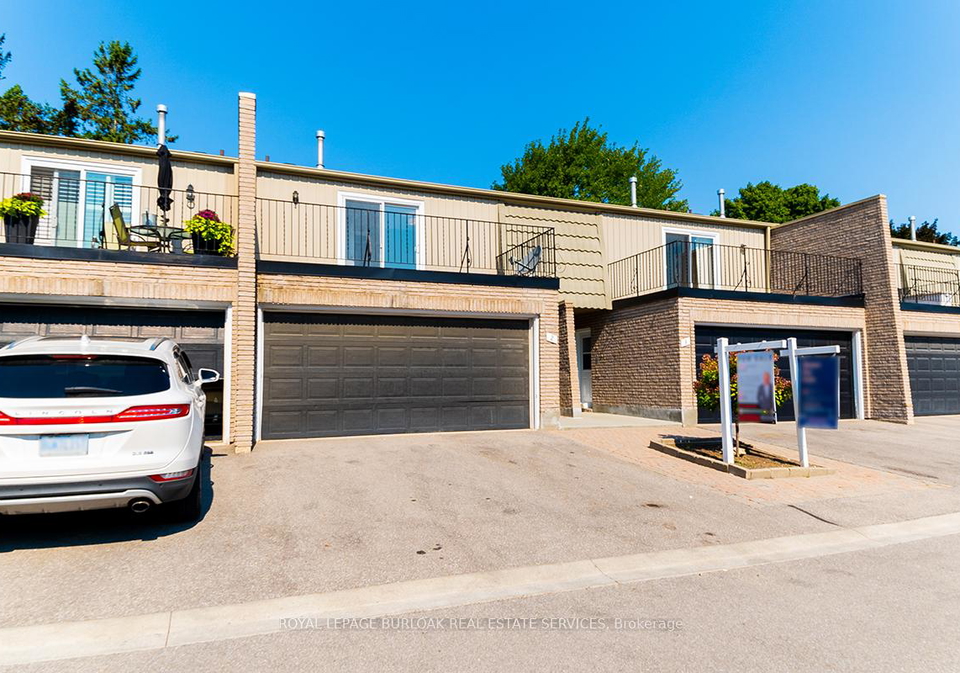 1011-white-oak-drive-burlington-ontario-w12769354