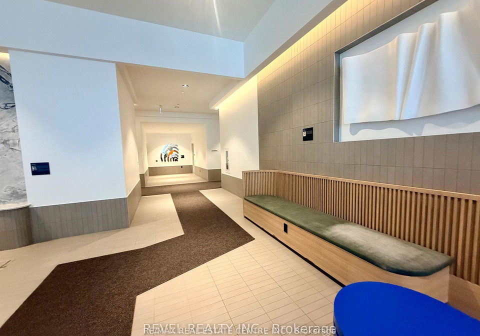 395-square-one-drive-mississauga-ontario-w12769604