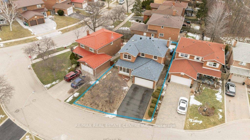 796-buckingham-court-mississauga-ontario-w12769656