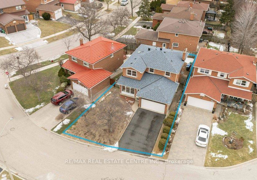796-buckingham-court-mississauga-ontario-w12769656