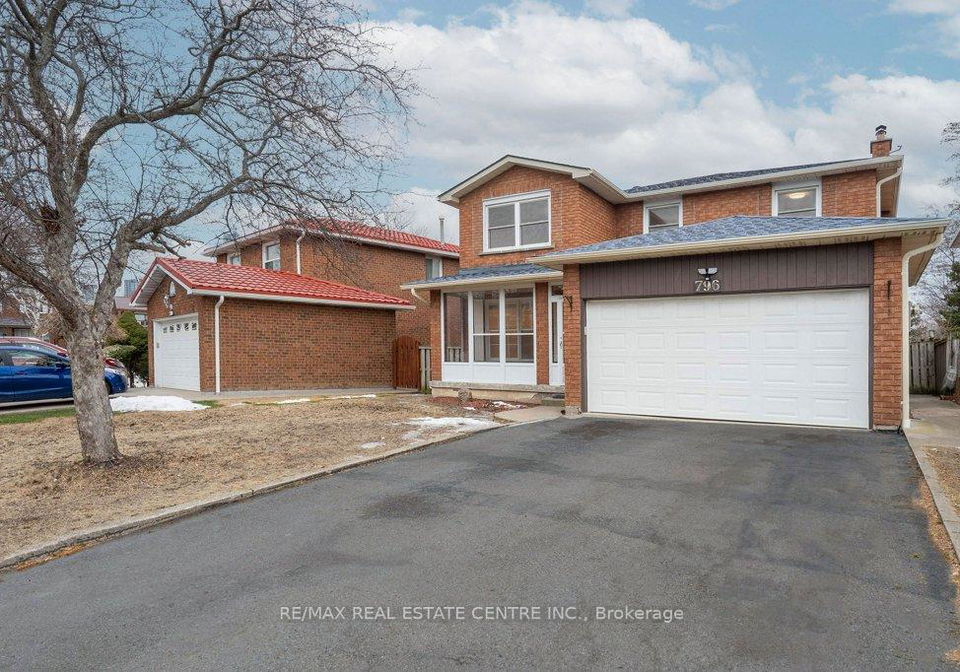 796-buckingham-court-mississauga-ontario-w12769656