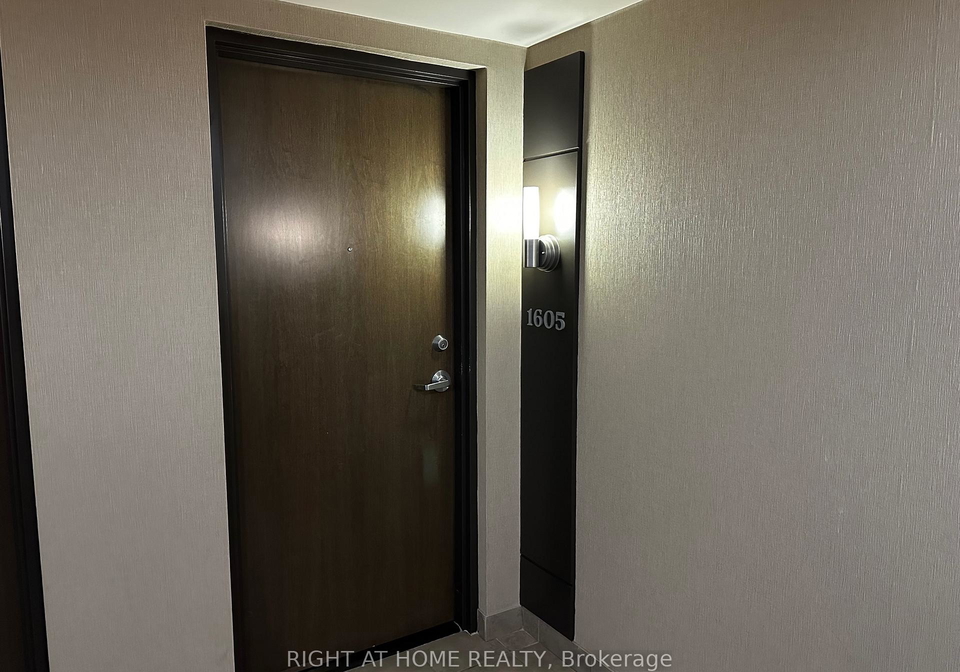 9-george-street-n-brampton-ontario-w12769852
