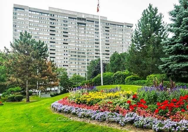 50-elm-drive-e-mississauga-ontario-w12770376